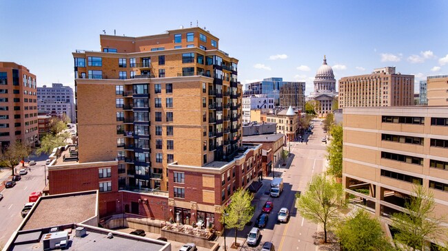 The Madison Mark in Madison, WI - Foto de edificio - Building Photo