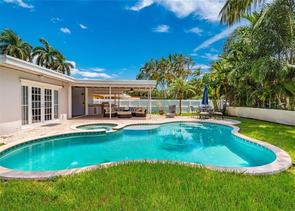 1109 N 13th Ct in Hollywood, FL - Building Photo