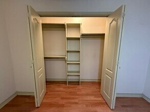 10706 International Blvd in Laredo, TX - Foto de edificio - Building Photo