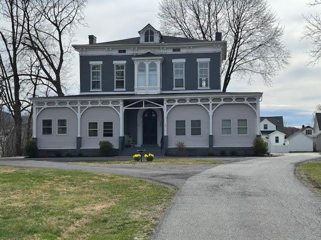 41 Willow Ave in Cornwall, NY - Building Photo