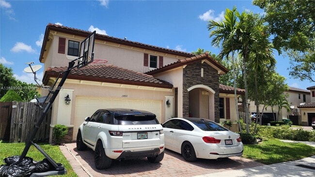 15153 SW 117th Terrace in Miami, FL - Building Photo - Building Photo