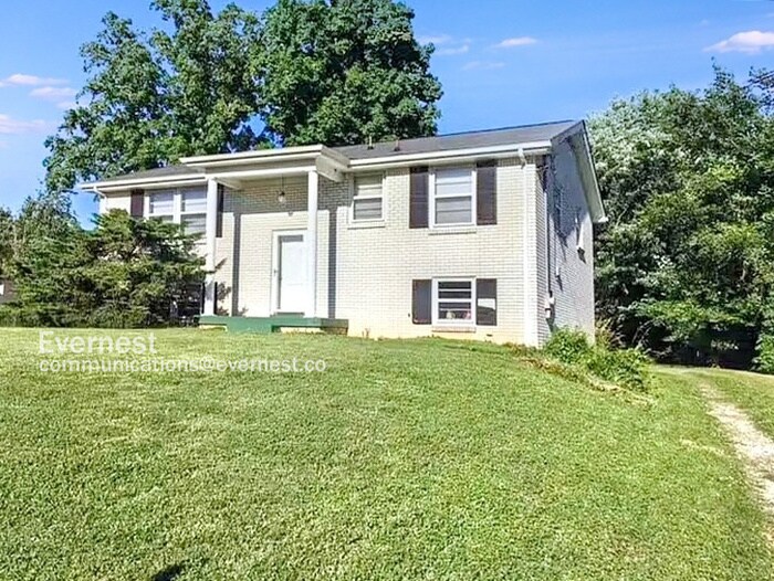 4718 Richards Ct in Nashville, TN - Building Photo