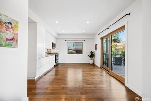 316 Humboldt Rd in Brisbane, CA - Building Photo