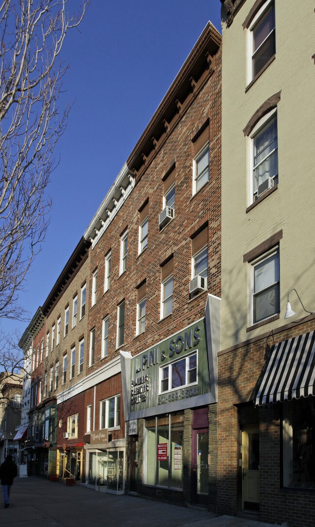 415 Washington St in Hoboken, NJ - Building Photo - Building Photo