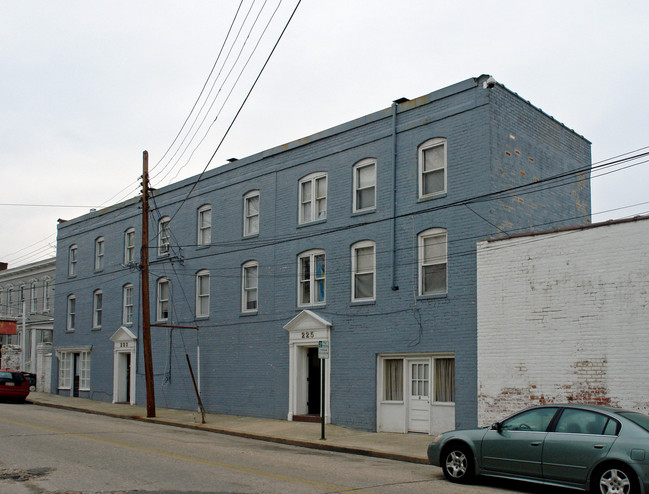 223-225 Henry St in Petersburg, VA - Building Photo - Building Photo