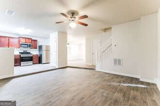 305 Barshay Dr in Covington, GA - Building Photo - Building Photo