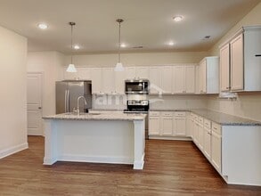 203 Gregory Dr in Clayton, NC - Building Photo - Building Photo