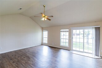 255a Ravenwood Blvd in Siloam Springs, AR - Building Photo - Building Photo