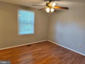 636 York Ln SE in Leesburg, VA - Building Photo - Building Photo