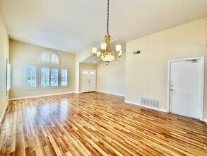 25100 Calle Viejo in Murrieta, CA - Building Photo - Building Photo