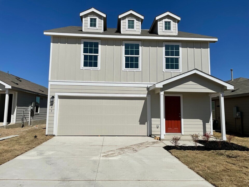 443 Filibusters Trail in San Antonio, TX - Building Photo