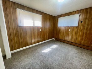 1106 18th St S, Unit 2 in Moorhead, MN - Building Photo - Building Photo