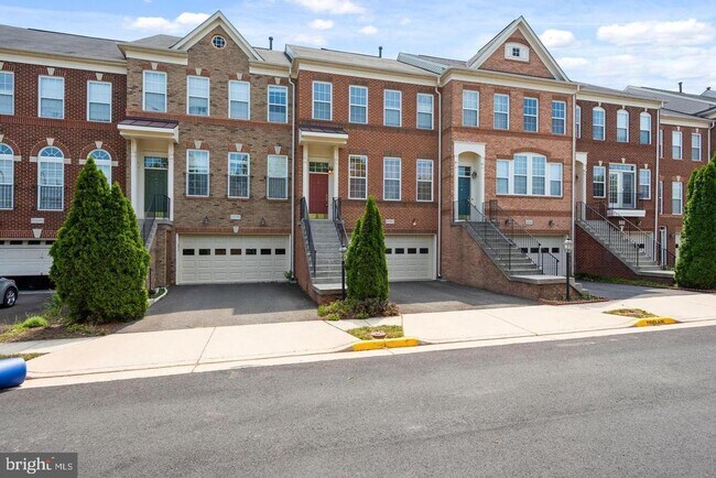 22052 Dilworth Square in Broadlands, VA - Building Photo - Building Photo