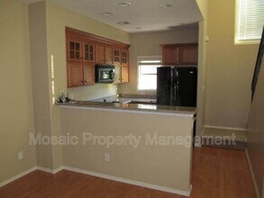 5724 S 21st Terrace in Phoenix, AZ - Building Photo - Building Photo