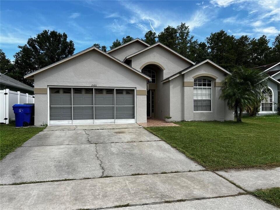2486 Shelby Cir in Kissimmee, FL - Building Photo