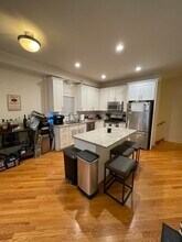 1655 W Wrightwood Ave, Unit 1e in Chicago, IL - Building Photo - Building Photo