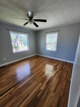 206 N Arnold St in Lampasas, TX - Building Photo - Building Photo