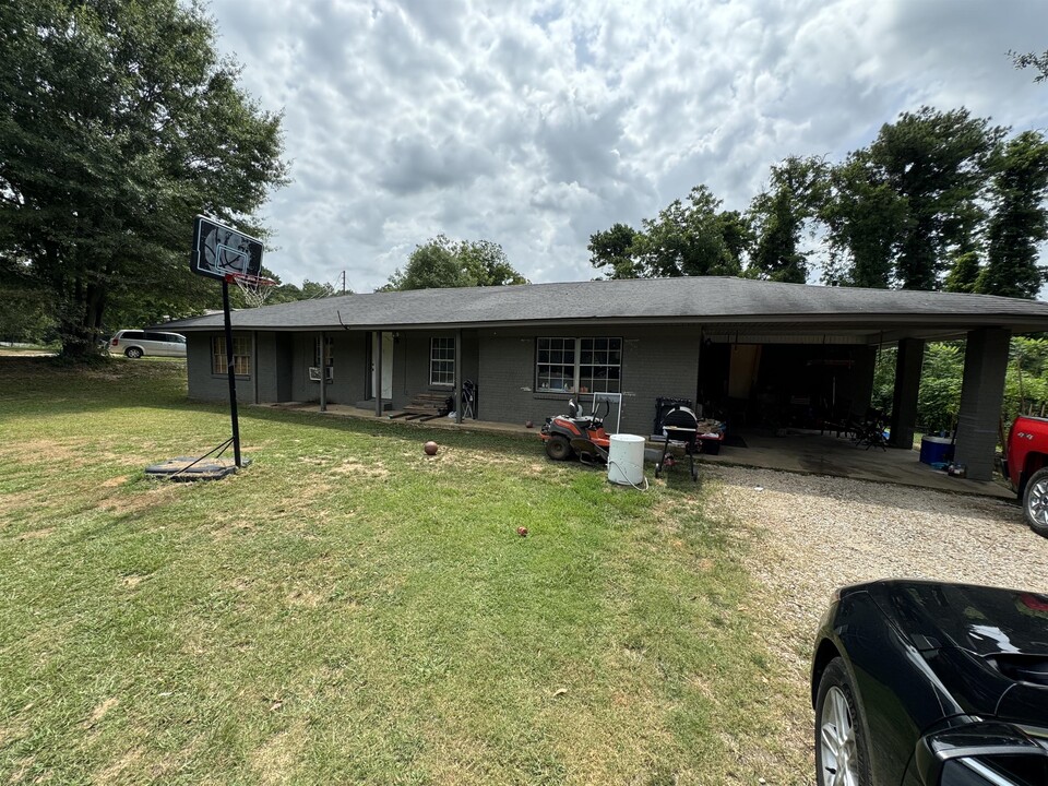 288 County Road 5031 in Booneville, MS - Building Photo