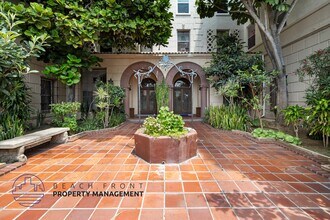 3333 W. 4th St. in Los Angeles, CA - Foto de edificio - Building Photo