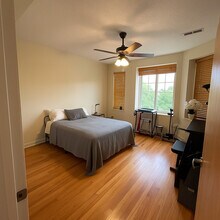 958 N Leavitt St in Chicago, IL - Building Photo - Building Photo