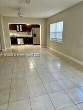 2418 Liberty St in Hollywood, FL - Foto de edificio - Building Photo