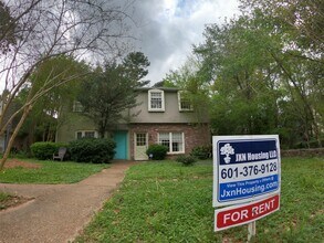 1235 Linden Pl in Jackson, MS - Building Photo - Building Photo