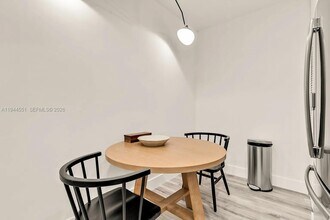 1237 NW 33rd Ave in Miami, FL - Foto de edificio - Building Photo