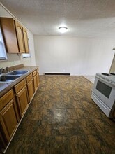 1515 Larkin St in High Point, NC - Building Photo - Building Photo