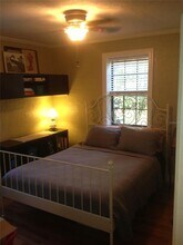 711 NW 34th Pl in Gainesville, FL - Building Photo - Building Photo