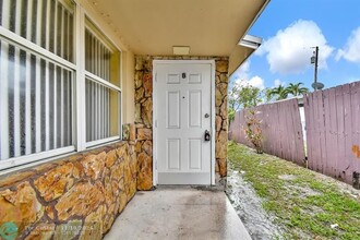 3632 SW 14th St in Fort Lauderdale, FL - Building Photo - Building Photo