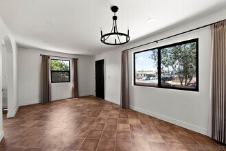 2901 Webster Ave in San Diego, CA - Foto de edificio - Building Photo