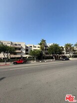 435 S Virgil Ave in Los Angeles, CA - Building Photo