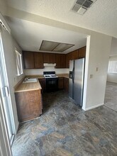 20329 Thunderbird Rd in Apple Valley, CA - Building Photo - Building Photo