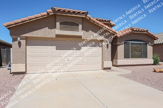 4822 E Cherry Hills Dr in Chandler, AZ - Building Photo - Building Photo