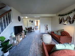 Parkview Townhomes in Columbus, IN - Foto de edificio - Building Photo