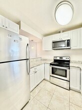 2625 FL-590 in Clearwater, FL - Foto de edificio - Building Photo