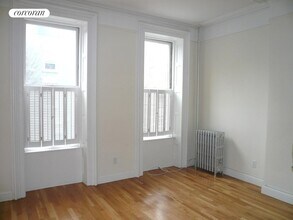 400 Henry St in Brooklyn, NY - Building Photo - Building Photo