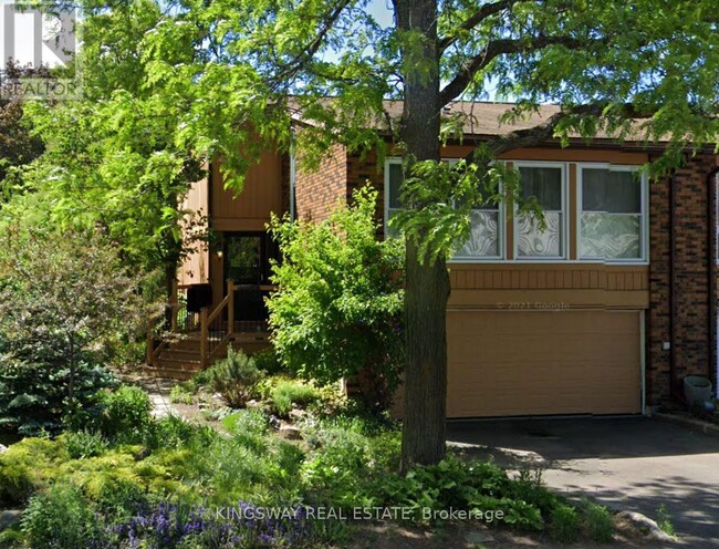 742 Mooney's Bay Pl in Ottawa, ON - Building Photo - Building Photo