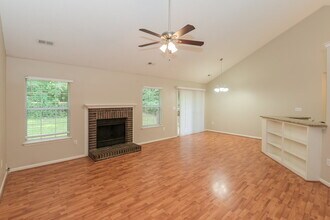 3502 Fernmoss Ct in Charlotte, NC - Foto de edificio - Building Photo