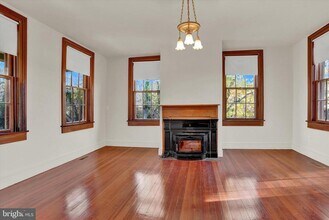 330 Highview Rd in Deale, MD - Building Photo - Building Photo