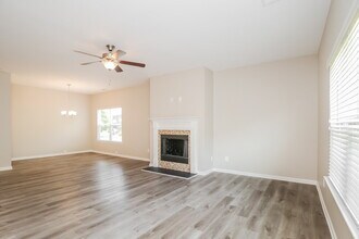 194 Renford Rd in Ball Ground, GA - Building Photo - Building Photo