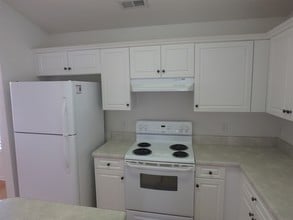 7233 Copperfield Ct in Wilmington, NC - Foto de edificio - Building Photo