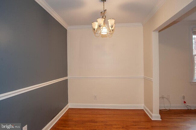 922 S Washington St-Unit -202 in Alexandria, VA - Building Photo - Building Photo