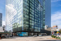 Star Tower LIC in Long Island City, NY - Foto de edificio - Building Photo