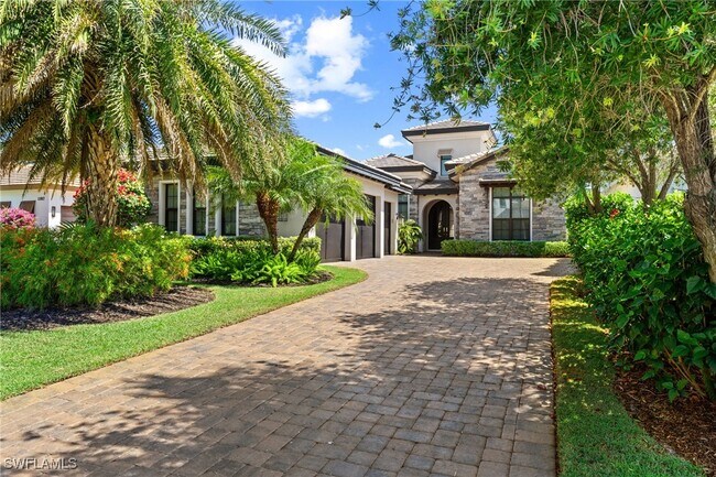 property at 11813 Via Cassina Ct