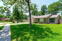 1 Ollerton Ln in Conroe, TX - Foto de edificio - Building Photo