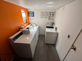 226 South Serrano in Los Angeles, CA - Building Photo