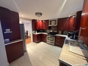 130 Spring St in Glastonbury, CT - Building Photo - Building Photo