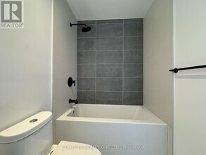 308 Jarvis St in Toronto, ON - Building Photo - Building Photo