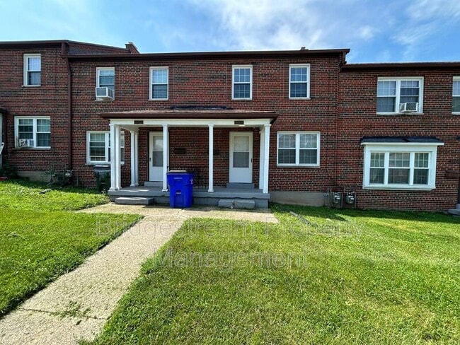 property at 1320 Chardon Ct